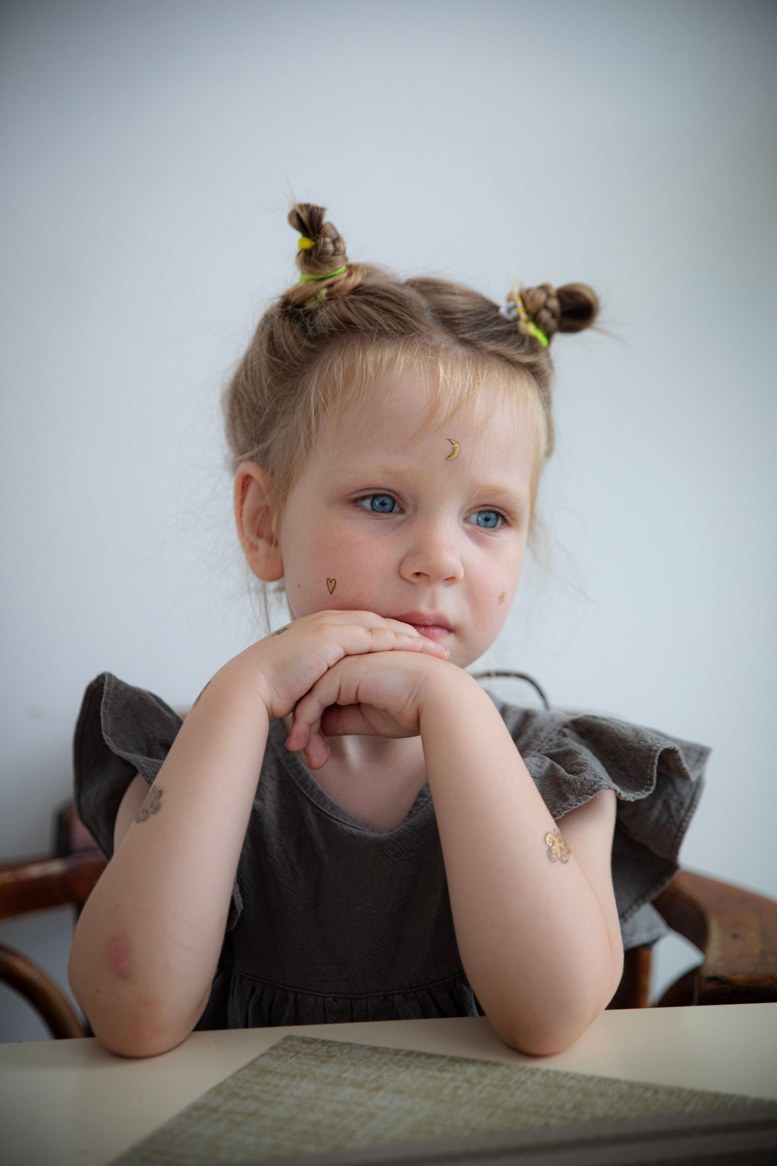 20 Adorable Halloween Hairstyles for Kids to Try Princess Leia double buns — halloween hairstyle for kids