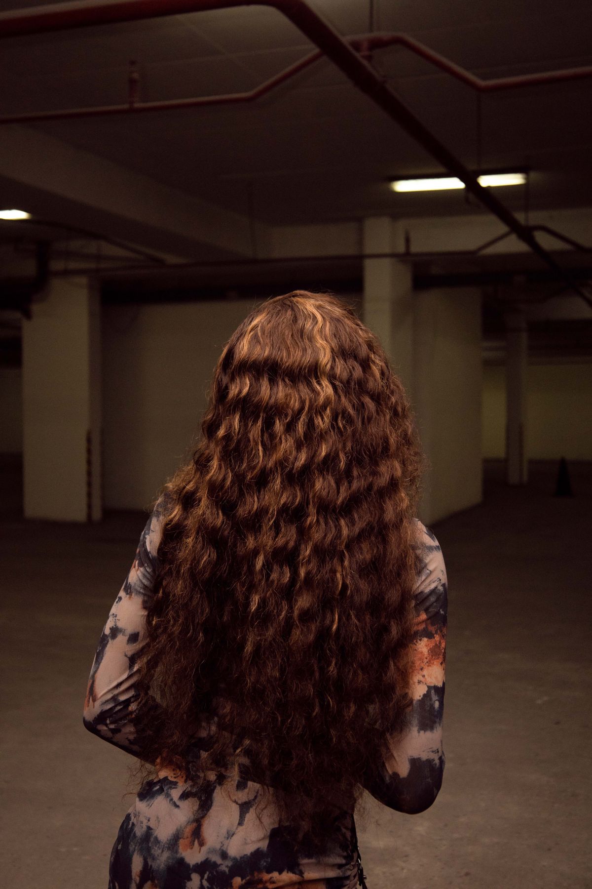 18 Gorgeous Long Hairstyles for Women (2026 Guide) Long wavy hair back view — long hairstyles for women