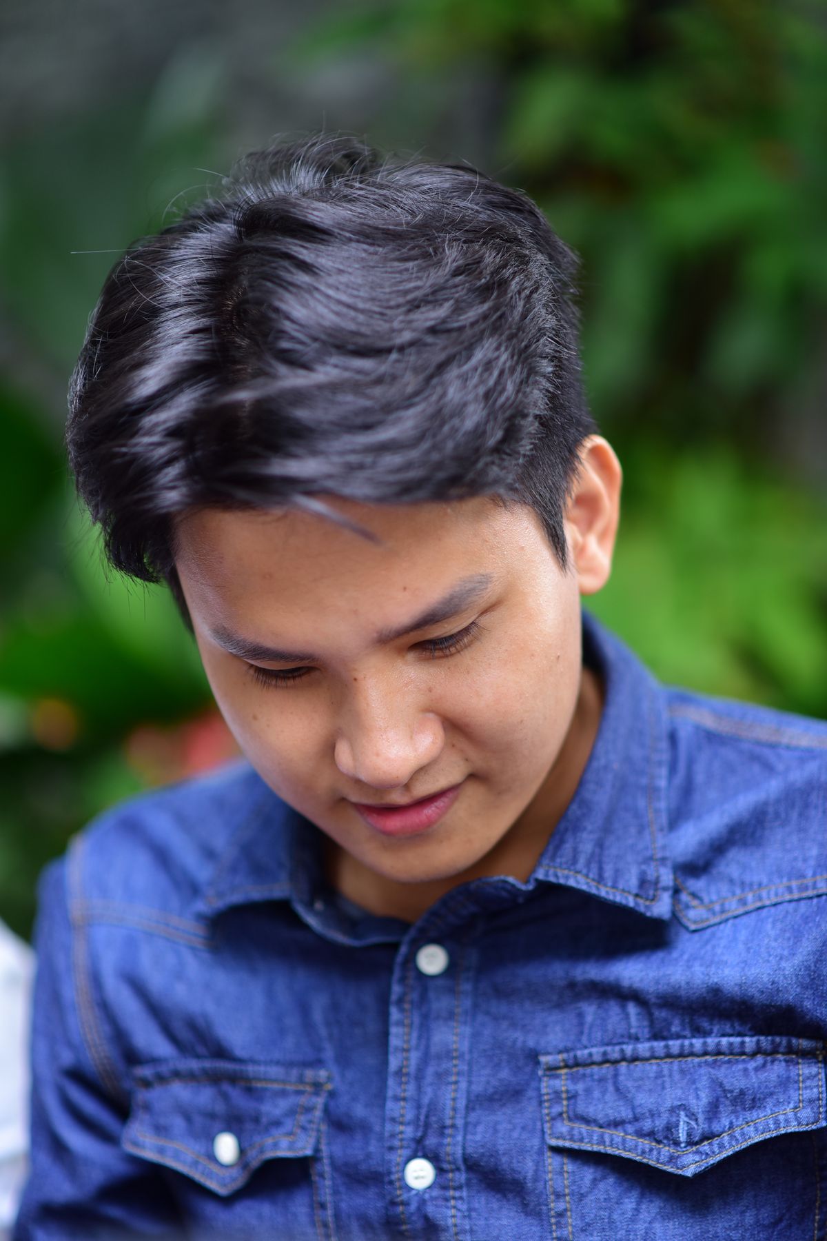 16 Trendy Asian Men Hairstyles (2026 Guide) Short textured haircut for asian men